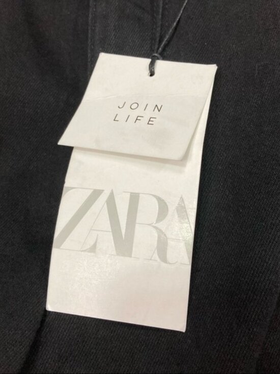 New Zara Cropped Flare Jeans High Rise Frayed Hem Black - Picture 7 of 9